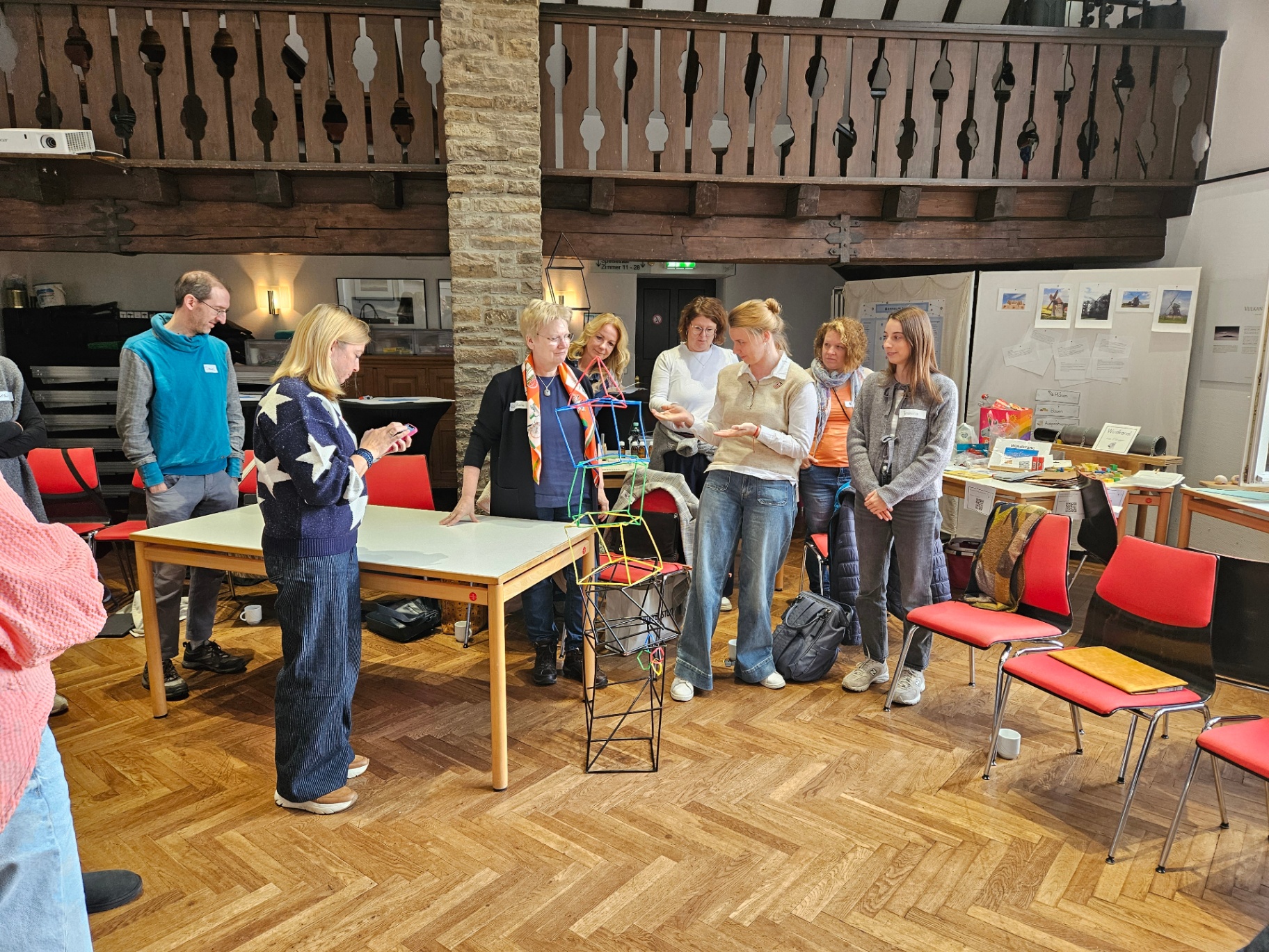 Austausch und Präsentation im Team